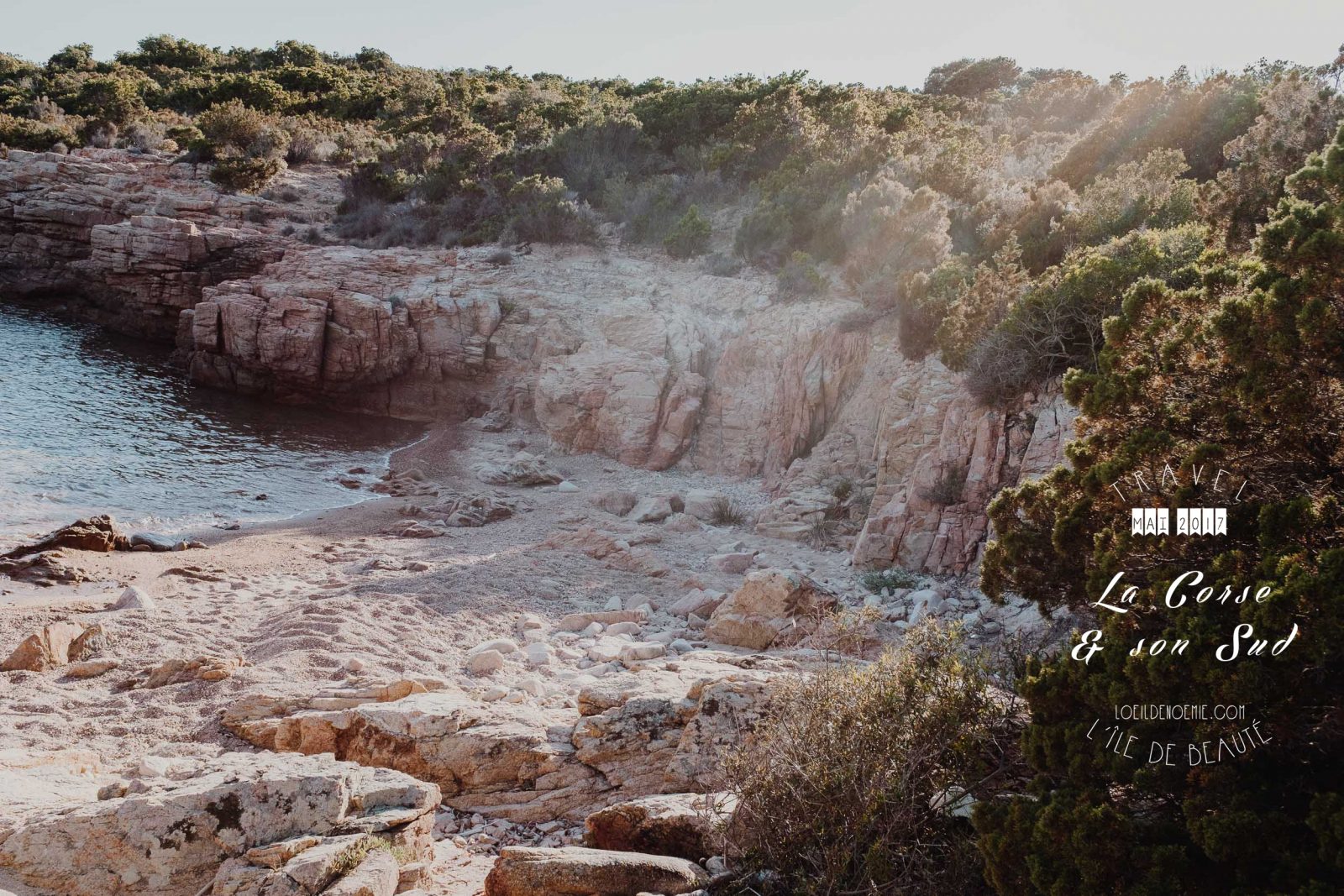 Plage de Rondinara, par L'oeil de Noémie, photographe et blogueuse voyage. Belle photo de Corse du Sud.