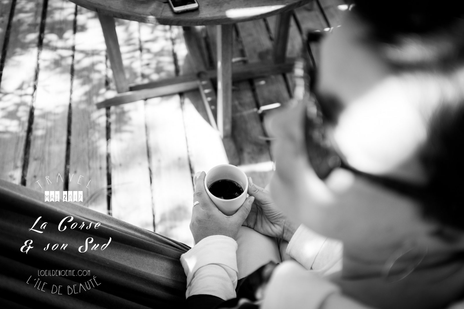 Pause café en Corse, L'oeil de Noémie photographe et blogueuse voyage en Corse