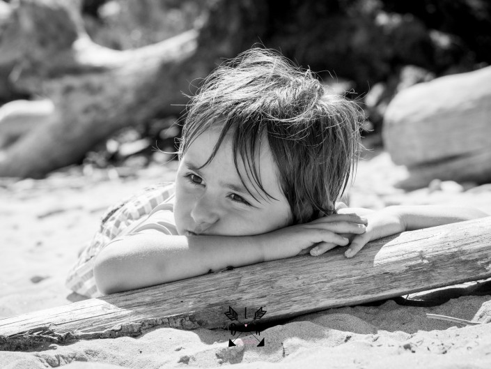 Portrait d'enfant, de bambin, par L'oeil de Noémie, photographie. Photographe en Auvergne, en France.