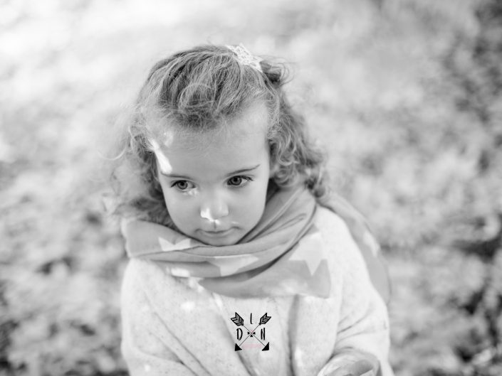 photo canon petite fille, automne, vichy, par L'oeil de Noémie, photographe à Vichy en Auvergne