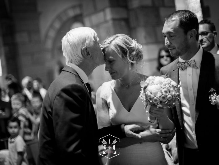 se marier, belle photo de mariage, L'oeil de Noémie meilleur photographe de mariage en Auvergne, Saint Maurice, Espace des Chanvres, Puy de Dôme