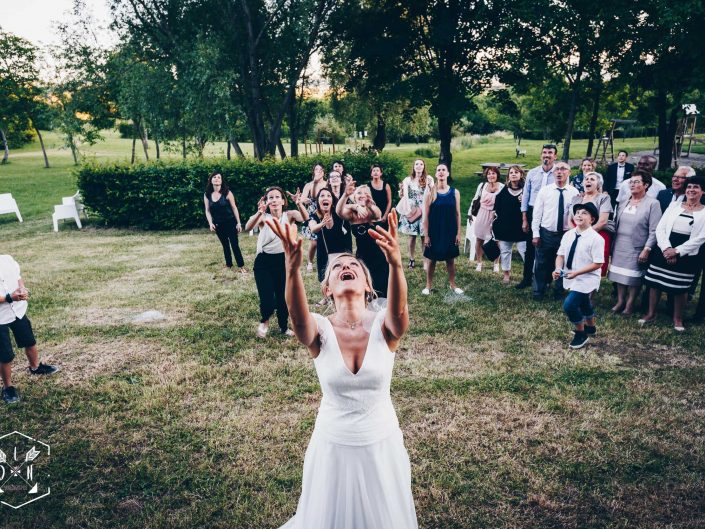 se marier, belle photo de mariage, L'oeil de Noémie meilleur photographe de mariage en Auvergne, Saint Maurice, Espace des Chanvres, Puy de Dôme