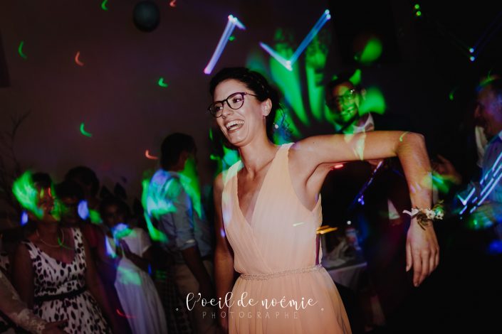 tons pastels mariage Château du Guérinet, reportage photos par L'oeil de Noémie, élue meilleur photographe de mariage en Auvergne, ZIWA