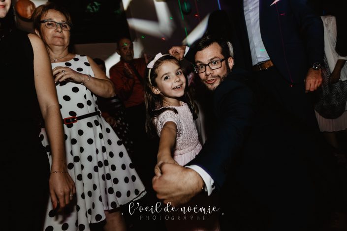 tons pastels mariage Château du Guérinet, reportage photos par L'oeil de Noémie, élue meilleur photographe de mariage en Auvergne, ZIWA