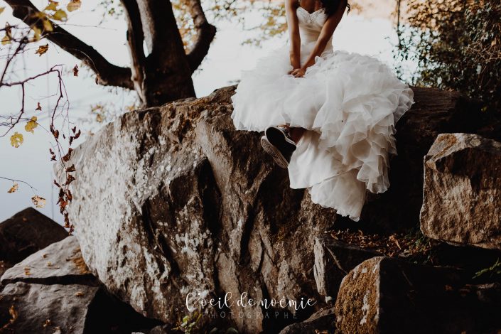 magnifique trash the dress, séance photos day after au gour de tazenat, en Auvergne. L’œil de Noémie photographe mariage Auvergne et France entière