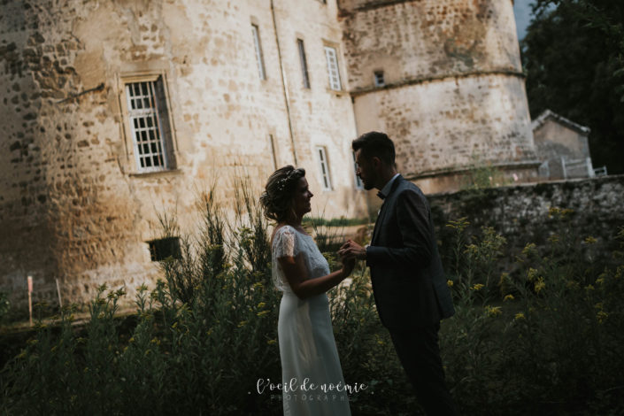 mariage romantique et bucolique Château des Martinanches, Auvergne, par L'oeil de Noémie meilleur photographe mariage France par ZIWA 2019
