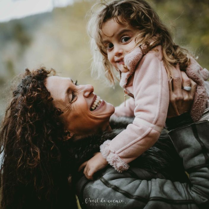photograhe pour faire des photos avec ma famille, L'oeil de Noémie photographe à Clermont-Ferrand en Auvergne